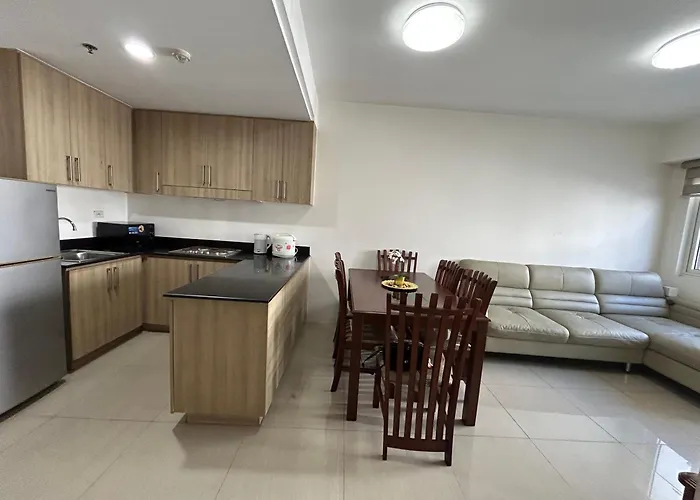 2bedrooms With Balcony Pool Or View In Pasay Walking Distance To Mall Of And Near Airport Manila